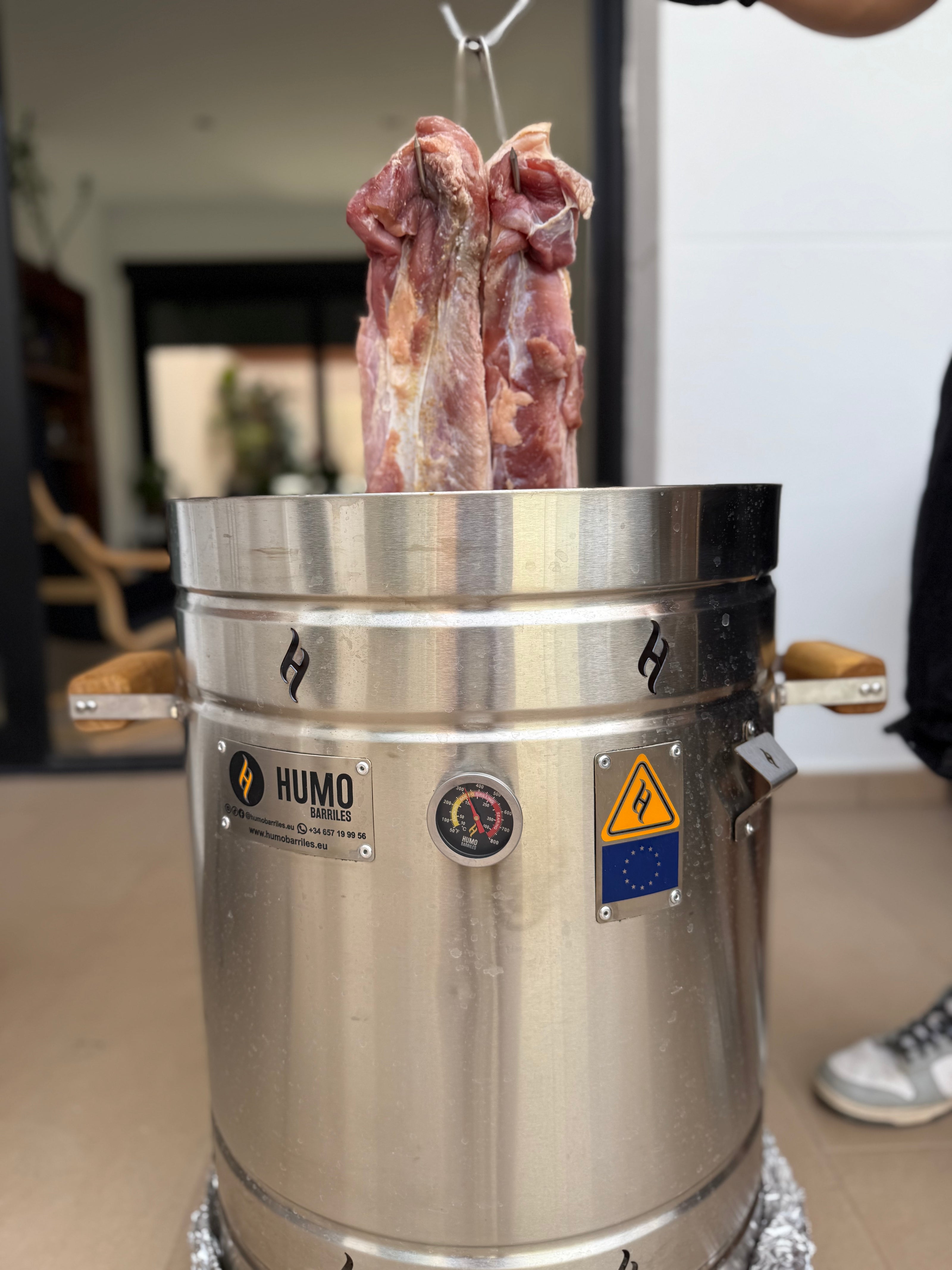 28 POUND BARREL GRILL